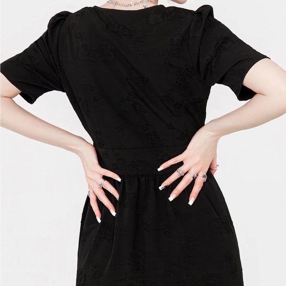 Medea Jacquard V-Neck Midaxi
Dress (BWT) - Picture 6 of 8